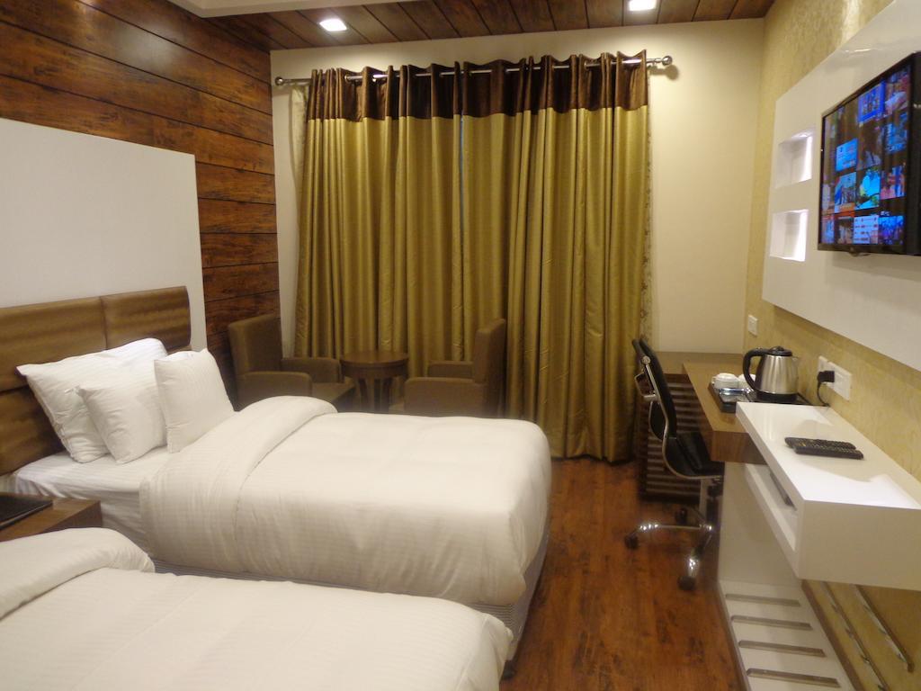 Hotel Taj Princess - Boutique Hotel Delhi  Bilik gambar